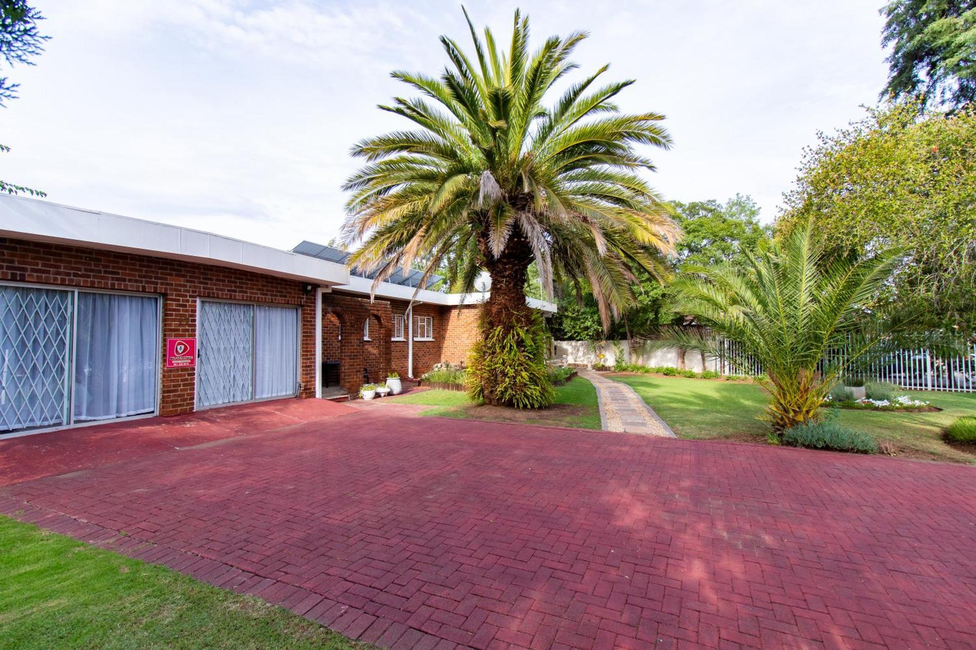 Gastehuis 17 Bloemfontein Zewnętrze zdjęcie